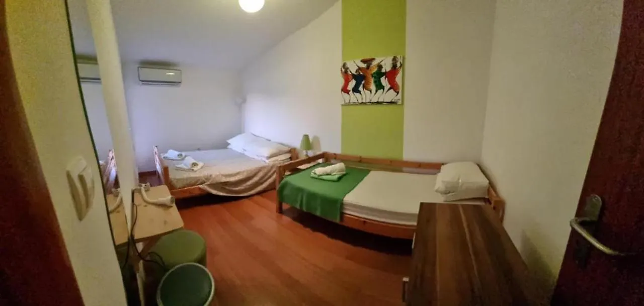 Apartment Lucha Τρογκίρ